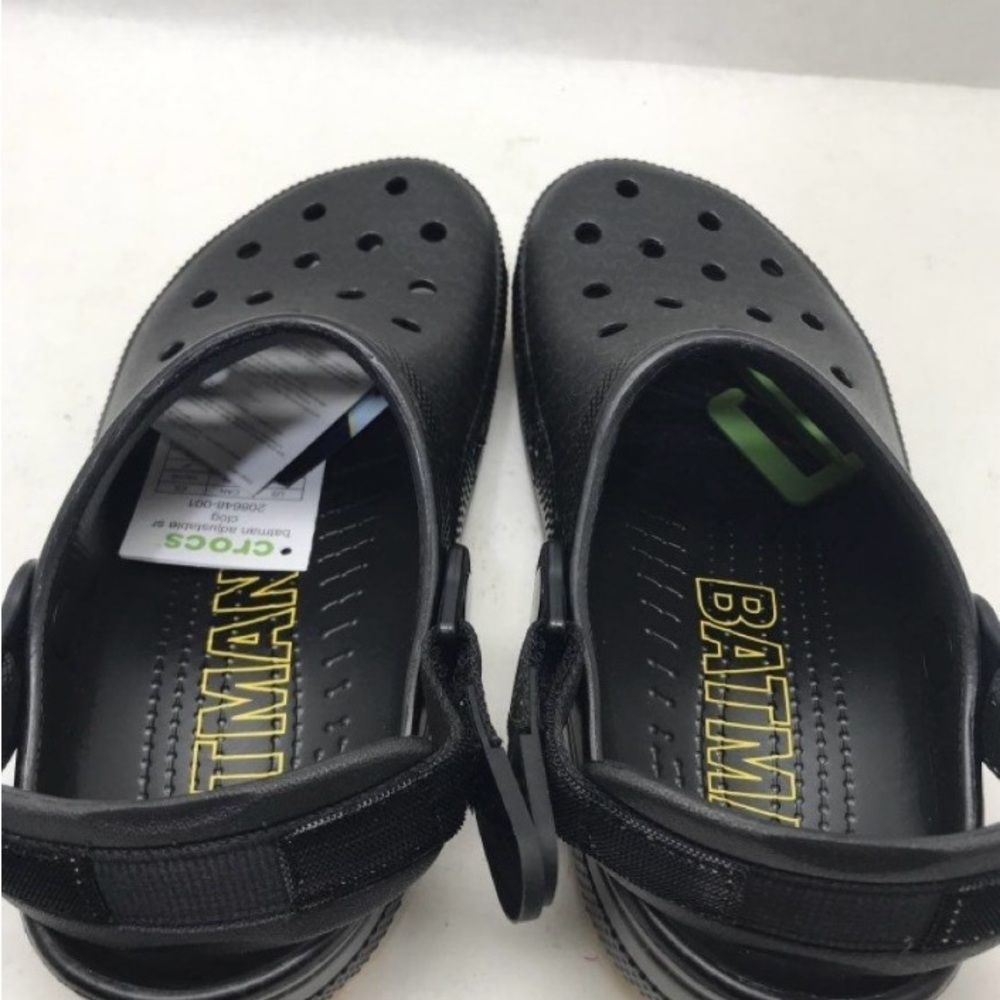 Crocs Batman Adjustable Strap Clog Color Shoes with Batman Design - Picture 2 of 6
